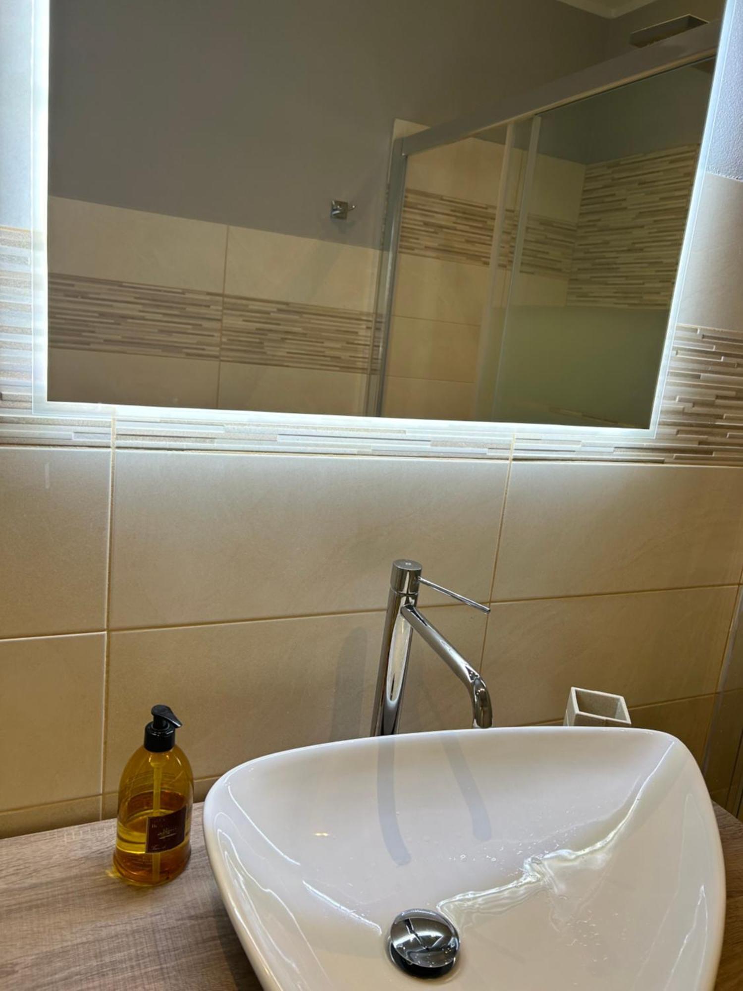 דונוראטיקו Agriturismo Da Michele E Carmela Di Voli Patrizia מראה חיצוני תמונה
